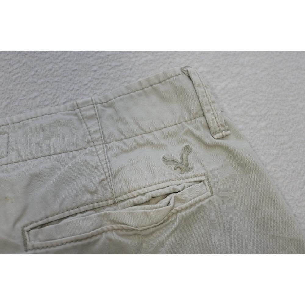 American Eagle Khaki Chino Shorts Classic Fit Preppy Flat Beige Mens Size 30